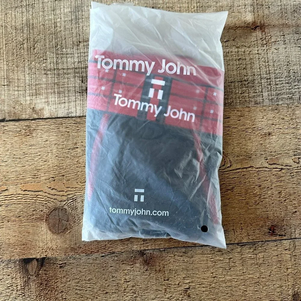 Tommy John Red and black checked briefs men's medium